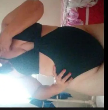 Sou amiga dedicada namoradinha não vai se  Arrepender 