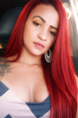 Ola me chamo Ariel trabalho com massagem e sexo oral e penetração vaginal sem frescura e oral sem frescura.