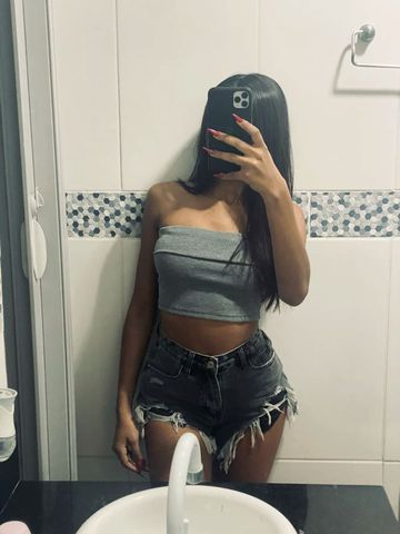 Olá,exclusivamente sou muito elogiada,sou para homens gentil,já chama e venha me conhecer 