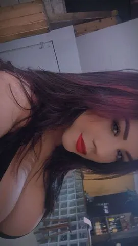 Gosto de estilo namoradinha, sou bem carinhosa, discreta e safadinha 
Sem local. Atendo em motéis