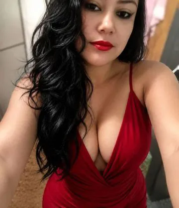 🔥 Morena Sensual, Curvas Marcantes e Um Olhar Irresistível 🔥 atendo no Rio vermelho 