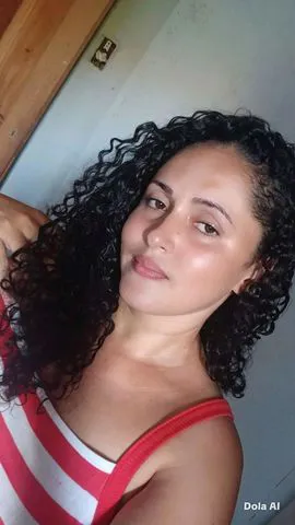 Bem discreta.  Adoro os casados
