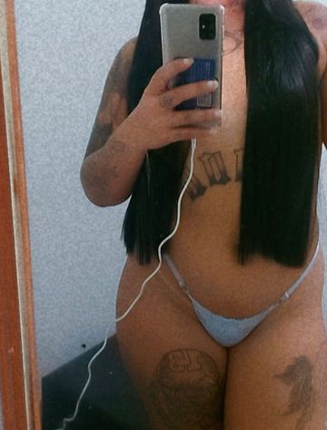 Euu, perversa? Imagina, sou apenas uma amante de reciprocidades
Bucetinha de mel, apertadinha 
Local discreto, de fácil acesso, tudo no sigilo 🍓😍😈