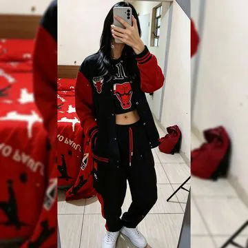 "Todo mundo tem um desejo guardado, aquela fantasia que fica só na imaginação... Que tal trazer a sua para a realidade? Aqui você encontra um espaço totalmente seguro, livre de julgamentos e com cumplicidade total para viver o seu fetiche mais secreto. Seja o toque, o visual ou o cenário perfeito, eu sei como tornar o seu momento inesquecível. Me conta no privado: qual é a sua maior fantasia hoje? 🖤"Acompanhante fetichista Milf com local próprio próximo ao quarteirão da saúde. 
Local discreto e tranquilo ...atendo sozinha.
Atendendo a 4 anos em Diadema,nao atendo fora.

Não faço desconto pra fetiche...
Anal em várias posições...inversão com cintaralho e consolo.Casais faço sua mulher gozar fácil,porém nao atendo fora do meu Ambiente.
Espaço sem mais meninas ,nao é cabaré.
