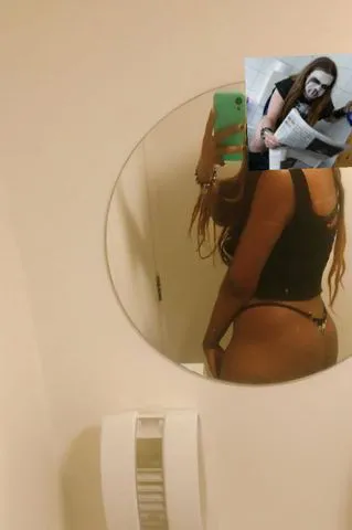 Boa tarde, queridos venham aproveitar essa tarde pra curtir uma rapidinha por apenas 50 reais. Sou de Saracuruna e estou atendendo normalmente até 22:30.
Meu atendimento é estilo namoradinha com finalização até gozar.

Obs: não tenho local. Atendo em hotel, motel, carro e vou a domicílio.

Também faço uma hora de atendimento por apenas 150 reais.