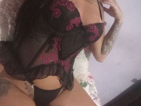 Atendo na zona sul cohab com local ar,camisinha atendo em motel na zona sul faço anal vaginal oral realizo alguns tipo de feitiches  bem bronzeada sem frescuras trato bem meus clientes .