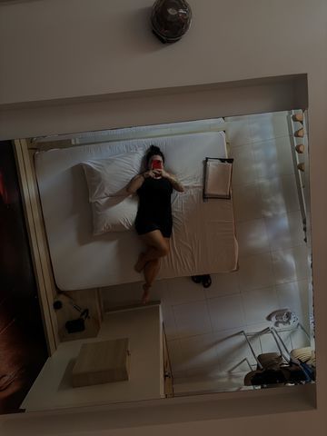 Beleza natural, corpo harmônico e atitude de namoradinha.
Doce, educada e envolvente.
Te faço relaxar, desejar e querer repetir.