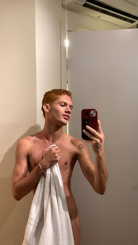 Sou novinho branquinho disponível 24 horas 