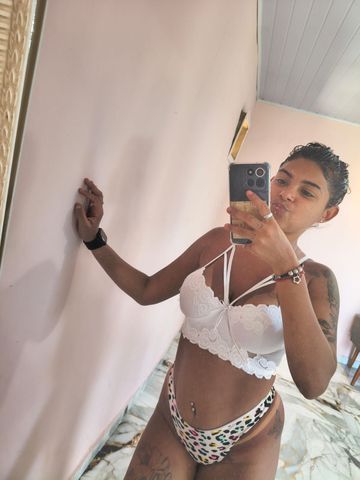 Sou novata aqui ,adoraria te encher de prazer ,sei q nao vai se arrepender