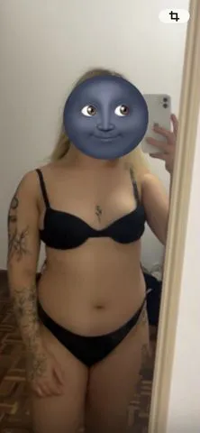 Tenho 21 anos sou de São José dos e