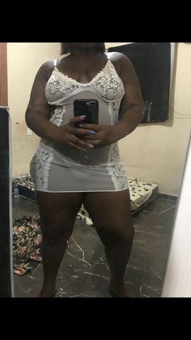 Olá meus amores tudo bem? Me chamo Bombom , sou estilo namoradinha , bem tranquila. Atendo num local discreto com total sigilo. 

30 min 100$
1 hora 150$

Não faço anal 
Realizo fetiches (inversões, cobrado por fora)

Atendo pelo centro de Duque de Caxias (atrás do prezunic)