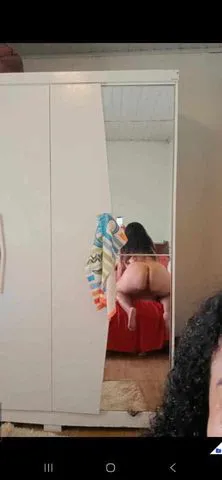 Morena cacheada, cheinha 