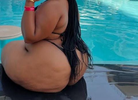 Olá,Me chamo"Nanda",tenho 40  anos, de pura gostosura,1.69 de altura, gordinha,seios avantajados, bumbum Guloso coxas grossas, pepeka lisinha e apertadinha,se vc é um admirador de Gordas está no perfil certo 
 Adoro chupar,e amo ser chupada.  não perca tempo chama 😋👿🔥

