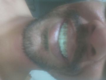 Sou atencioso, carinhoso, alegre, faço sem pressa, te faço gozar bem gostoso.