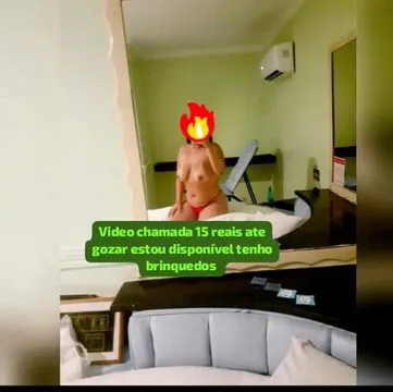 Sou morena stilo mulherão gostosa cheirosa educada simpática faço video chamada mei atendimento e completo beijo na boca faço garganta profunda adoro anal e gozo squirt tenho conteudos exclusivos 