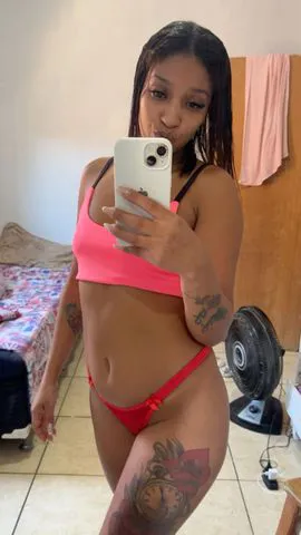 Oie amores estou de volta nesse site. Bora marcar um horario e ser feliz magrinha foguenta 🔥 