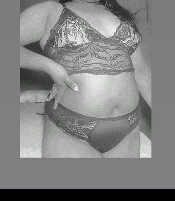 Oiê Você que está atrás de experiências novas , ou cansou daquela rotina no casamento e está em busca de algo diferente veio ao lugar certo me chamo melissa tenho 24 anos , uma jovem morena gordinha  carismática, carinhosa, doce e gentil , além do prazer tem direito a momentos de carícias e beijos.

Obs: não faço sexo anal 