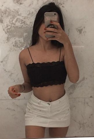 Oi amor a procura de uma magrinha pra um amorzinho gostoso estou disponível atendo no seu local, no motel estou em Senador Canedo 