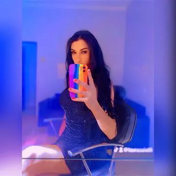 Laura saiotyy 365825