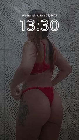 Sou galega baixinha e magra bem feita 
Não faço anal 