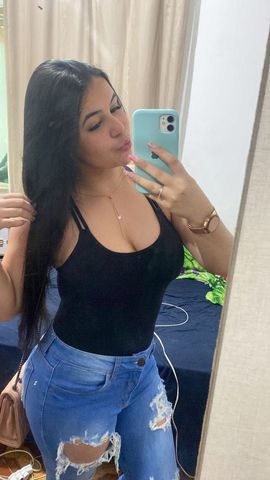 Faço um boquetinho maneiro, e um sexo selvagem