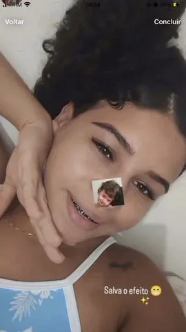 Olá meus amores sou nova Aki tenho 20 anos sou baixinha rabuda cacheada e etc…