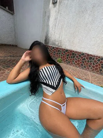 Estella Mendes  388159
