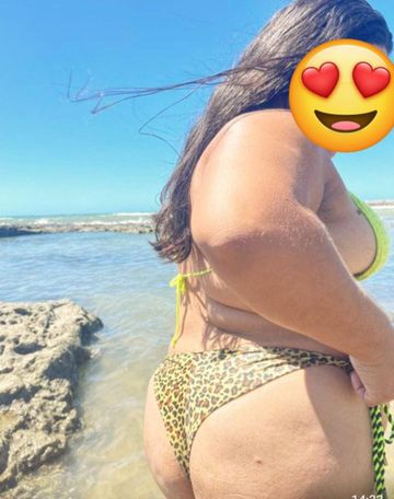 Sou uma gordinha safadinha gosto muito de dá a buceta e beijar na boca deixo voce me chupar toda chupar meus peitinhos bem gostoso nao faco oral só atendo Motel