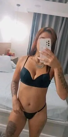 Olá meus amores sou a ruivinha magrinha gostosa da bundinha empinadinha, tenho 24 anos e 1,65 de altura, tenho 65kg. Sou bem safada na cama  venha me comer gostoso. Tenho local de atendimento bem tranquilo e discreto venha se deliciar com meu corpo quente 