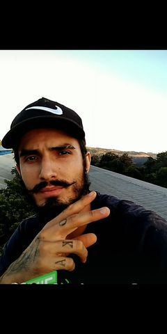 Carinhoso e posso ser bruto 