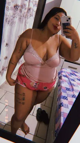 Olá amor? Me chamo hanna sou novata no ramo porem profissional! Tenho oral bem molhadinho! Os clientes que contrataram gostaram ! Te garanto gozar bem gostoso me chama tira suas dúvidas! 