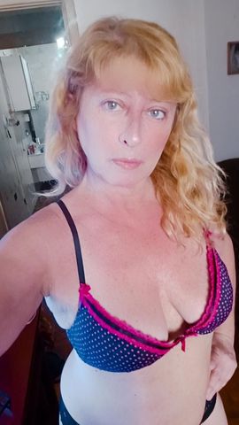 Oi amoreeees

Você que tem vontade de sair com uma verdadeira alemã coroa linda dos olhos verdes me chamem

Sou a rainha do anal com uma bucetinha e um cu rosa para satisfazer vocês seus safados

Gosto de transar estou unindo o útil ao agradável

Você que está cansado de ser passado para trás por esses PG que enganam e querem um oral babado uma buceta gulosa e um cu faminto por pau

Pode me chamar
Contato apenas para interesse profissional quem quer bater papo nem tenta

Pg completo

Oral sem camisinha com higiene em dia/buceta e cuzinho guloso por 150.00

Realizo fetiche

Vem fuder a alemã coroa

Se não conseguir falar comigo pelo telefone cadastrado, pode tentar esse também:
Tel 2 com whatsapp: 11 987884803