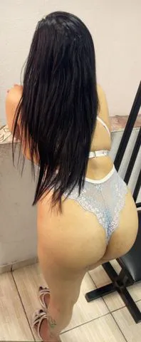 Meiga 
Oral molhado
Beijo naboca estilo namoradinha
Sem frescura  
Venha se deliciar nos meus seios fartos e grelo grande 