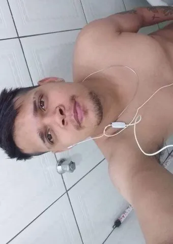 homens São Paulo - SP 27 anos Clica para descobrir