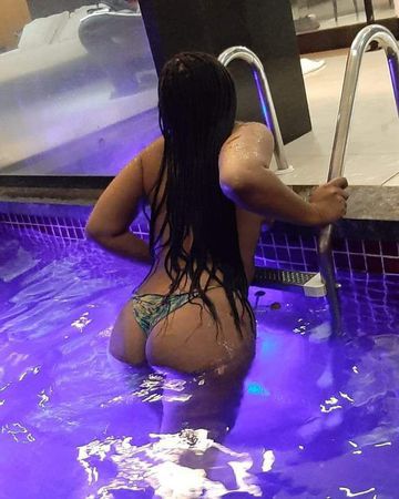 negra isa disponivel motel ou seu local mulheres londrina pr negra com curvas maravilhosas venha desfrutar dessa beleza atendimento discreto nao vai se arrepender morena 28 anos mulheres londrina pr stripper acompanhante casais eles morena 75 170 centro 28