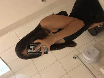 Oi amores estou na cidade pronta para atendelos adoro um sexo bem gostoso me ladinho sou bem limpinha e adoro um sexo caseiro, realizo fetiches, vendo conteúdos, atendo casais e muito mais 