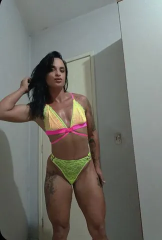 Olá meus amores sou nova por aqui venha mi conhecer melhor não irão se arrepender uma mulher quente carinhosa sem frescuras vou ti deixa louco ..