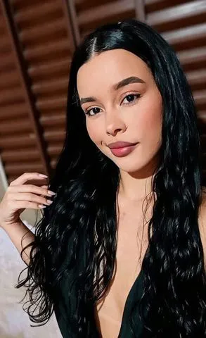 Olá meus amores, pra quem não me conhece me chamo Joyce sou uma acompanhante do atendimento completinho estilo namoradinha, tenho local para atendimentos e vou a domicílio também, me chama aqui e venha tirar as suas dúvidas 