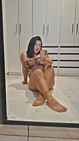 Morena Que ama Ficar de 4 , adora fazer um oral bem babado e receber leitinho na boquinha e pelo corpo!!! 
Venham me conhecer melhor!!!