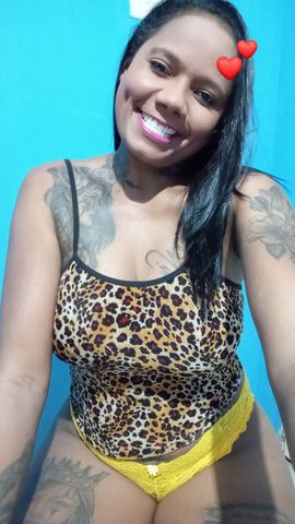 Disponível todos os dias com horário agendado, se for possível atendo na madrugada também com horário marcado com antecedência, atendo sozinha, local limpinho, tranquilo e discreto com garagem, confortável, toalhas limpinha, organizado, sou morena, simpática, carinhosa, educada, extrovertida, gosto de oferecer hum atendimento completinho 
Com Finalização no Anal caso goste podemos combinar, faço hum oral empecavel, aceito mim chupar também, caso queira tomar sua cervejinha pode trazer, curtir alguma coisa pode fica avontade não mim importo, então se vc estiver afim de Huma boa compania se esse for o perfil que vc procura mim chame pra mais informações, tabelinha de preços no WhatsApp 😘