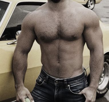 Acompanhante masculino  335573