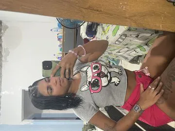 Sou novata aqui ,adoraria te encher de prazer ,sei q nao vai se arrepender não realizou anal e fasso um maravilhoso boquete