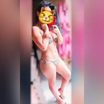Uma acompanhante legal, educada e cheirosa.
Trabalho com chamada de vídeo ou vídeos transando 
Tenho conteúdos quentes oral vaginal e anal 
Venha conferir, não perca tempo.
Atendo TIMON/TERESINA 