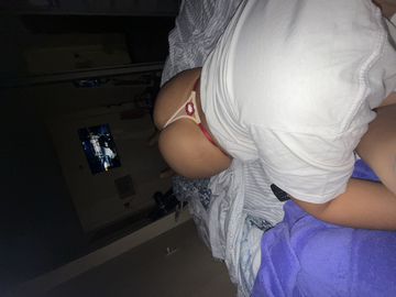 Oie amor sou Yas sua nova acompanhante vamos se conhecer e descobrir juntos um bom calor da manauara.
Morena cheirosa, delicada, e uma boa curva.
Espero você bem quente no meu local.