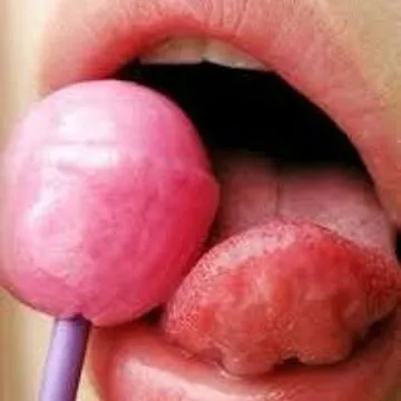 Carinhosa /Educada /Cheirosa 
Precisando de uma relaxada só chama...
Posso ir ate o local : postos nas proximidades da cidade. 

