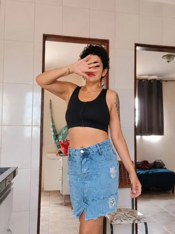 Corpo real de uma mulher experiente, bem resolvida e gostosa demais. Se vc procura um sexo realmente bem feito, é aqui. Se eu não te fizer feliz vc não paga.
