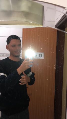 Ativo venha se satisfazer gostoso com o novinho gostosinho 