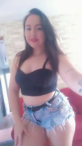 Oi bebê, estou disponível para te dar muito prazer, sem pressa , meu valor é esse do anúncio, completo, mas se não for completo fica menos um pouco. Me chame se realmente quiser conhecer o prazer. Atendo casais, homens e mulheres.