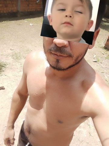 Olhos castanhos, cor parda cabelo preto, proto pra fazer vc i a lua de tanto prazer ...
As mais belas coisas da vida vem de onde nós menos esperamos , então venham e tirem suas dúvidas aqui comigo ...