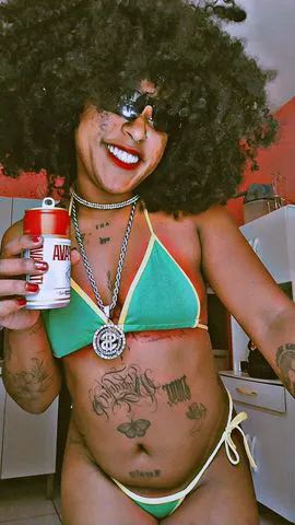 Preta Gulosa 😈  367798